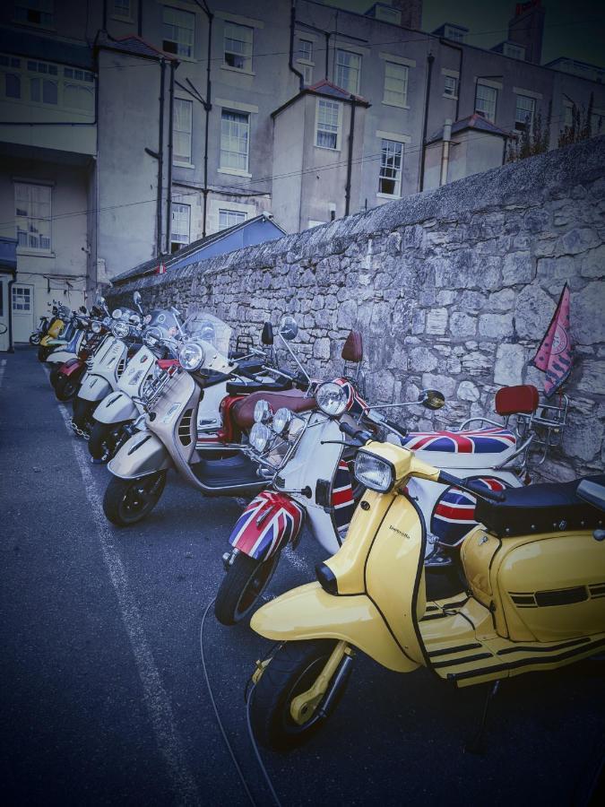 布里斯托The British Scooterist公寓 外观 照片